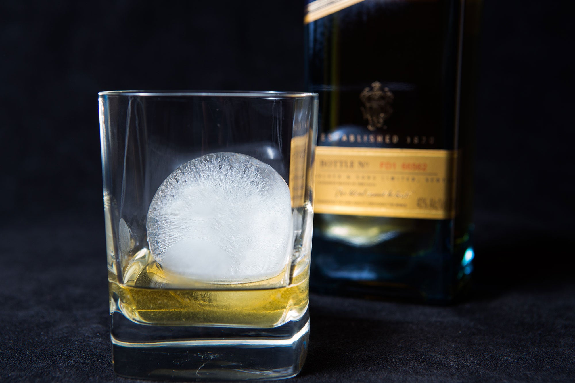 Whiskey Glass and Ice Ball Mold Gift Set , 10 oz Whiskey Glass