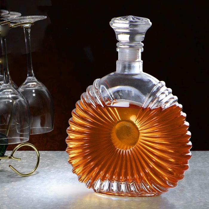 Saint Louis Decanter - The Whiskey Ball